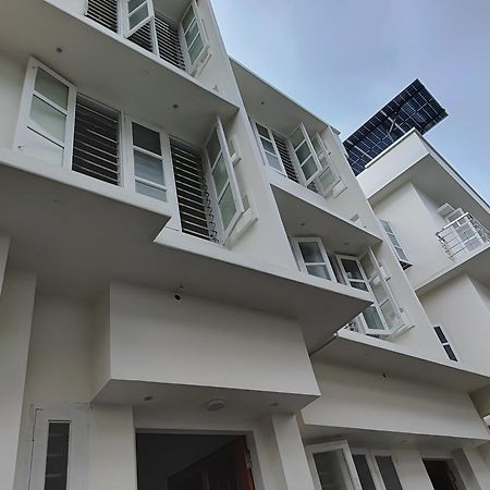 Sivasarass Rooms Thiruvananthapuram Bagian luar foto