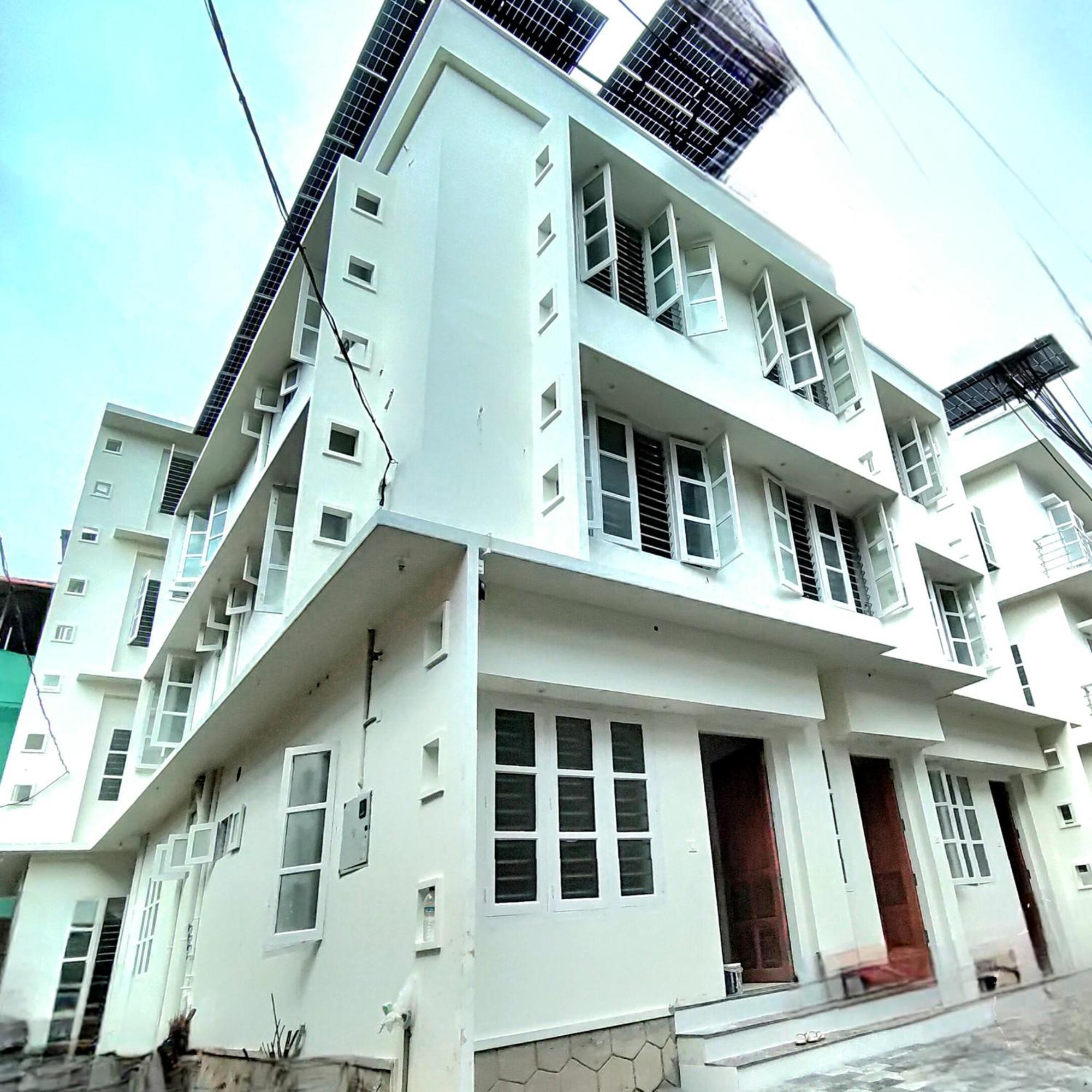 Sivasarass Rooms Thiruvananthapuram Bagian luar foto